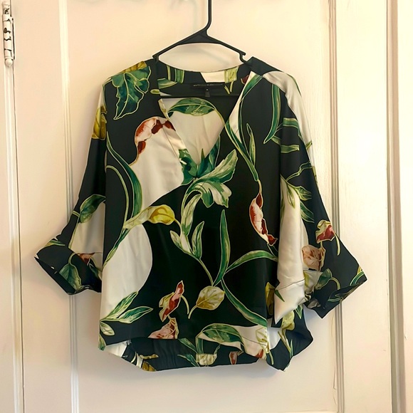 Blouse - Picture 1 of 3